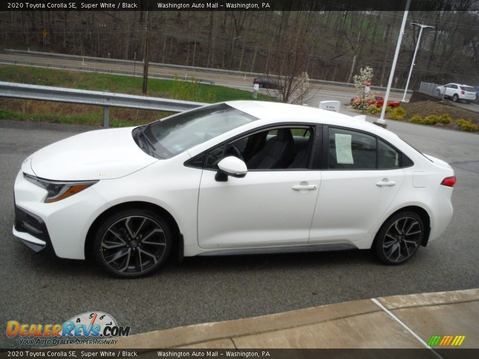 2020 Toyota Corolla SE Super White / Black Photo #13