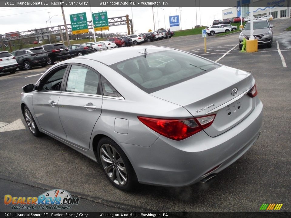 2011 Hyundai Sonata SE Radiant Silver / Gray Photo #8