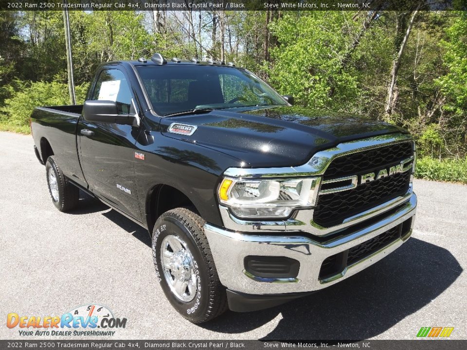 2022 Ram 2500 Tradesman Regular Cab 4x4 Diamond Black Crystal Pearl / Black Photo #4