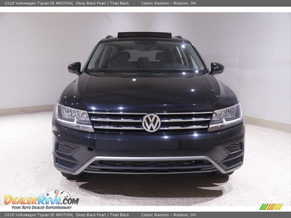 2018 Volkswagen Tiguan SE 4MOTION Deep Black Pearl / Titan Black Photo #2