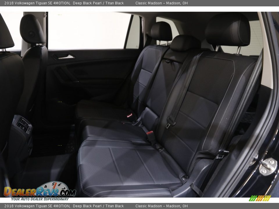 2018 Volkswagen Tiguan SE 4MOTION Deep Black Pearl / Titan Black Photo #16