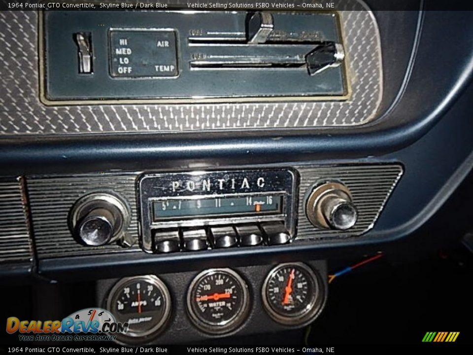 Controls of 1964 Pontiac GTO Convertible Photo #4