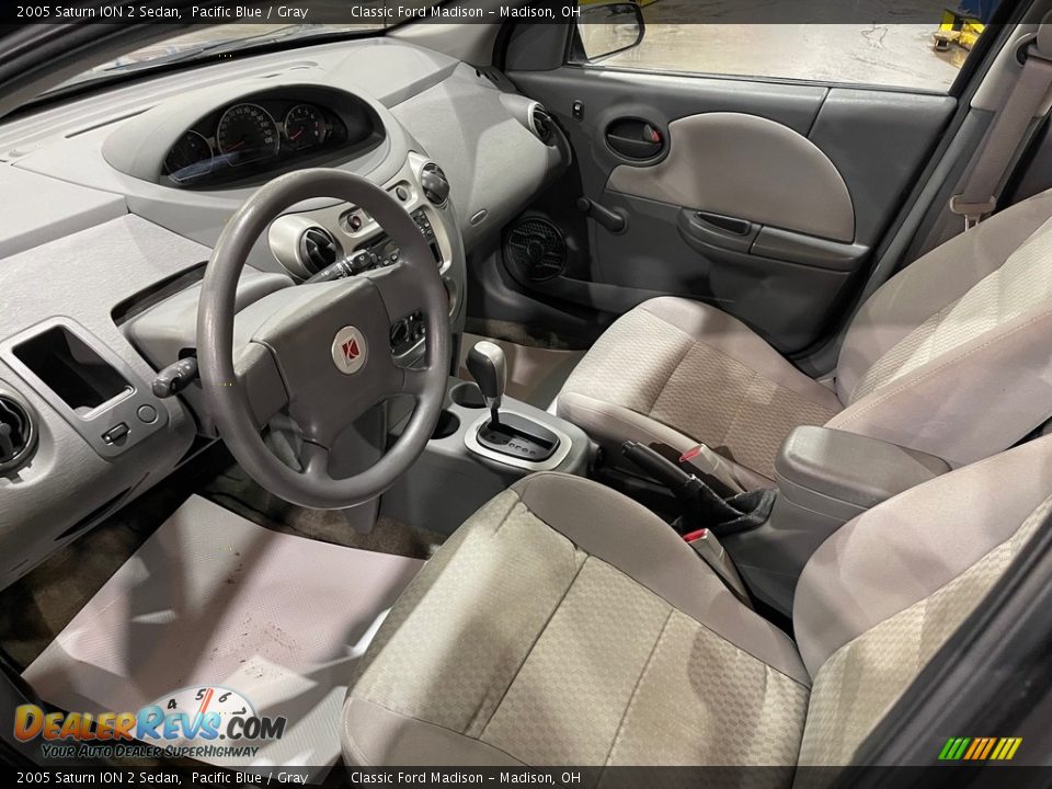 2005 Saturn ION 2 Sedan Pacific Blue / Gray Photo #11