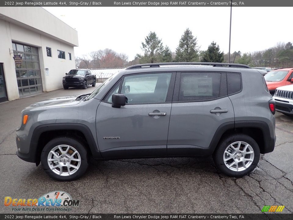 2022 Jeep Renegade Latitude 4x4 Sting-Gray / Black Photo #2