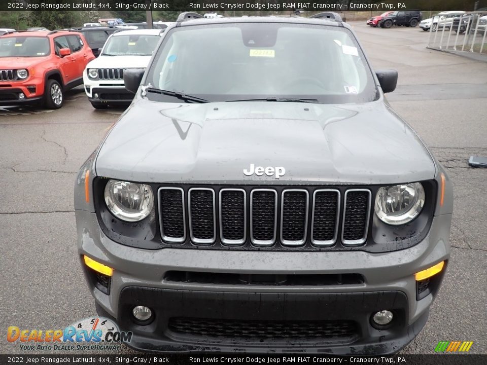 2022 Jeep Renegade Latitude 4x4 Sting-Gray / Black Photo #8