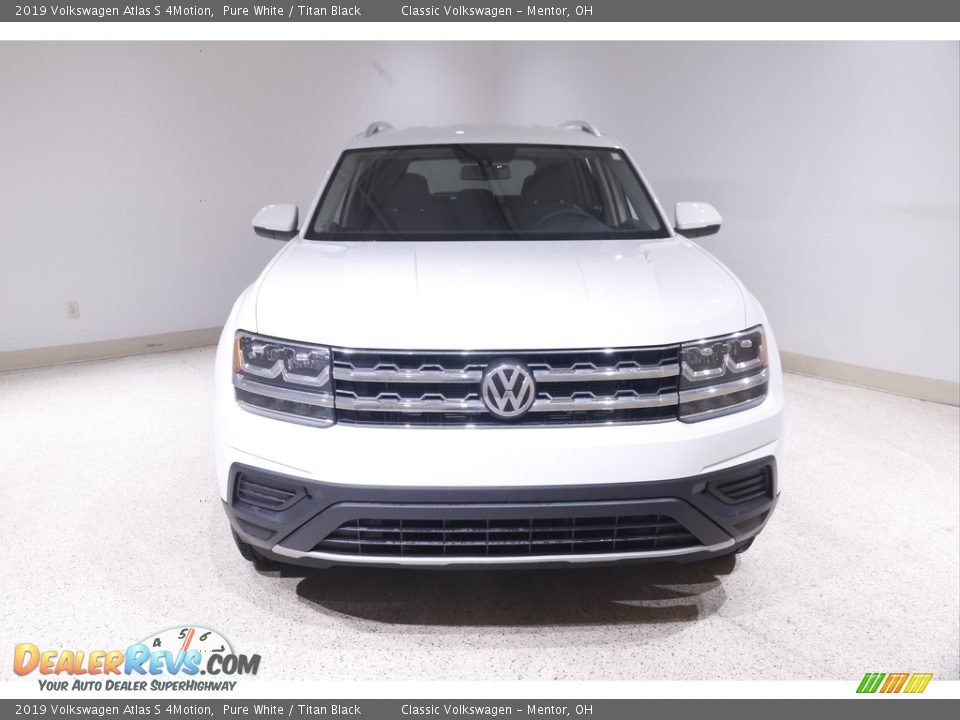2019 Volkswagen Atlas S 4Motion Pure White / Titan Black Photo #2