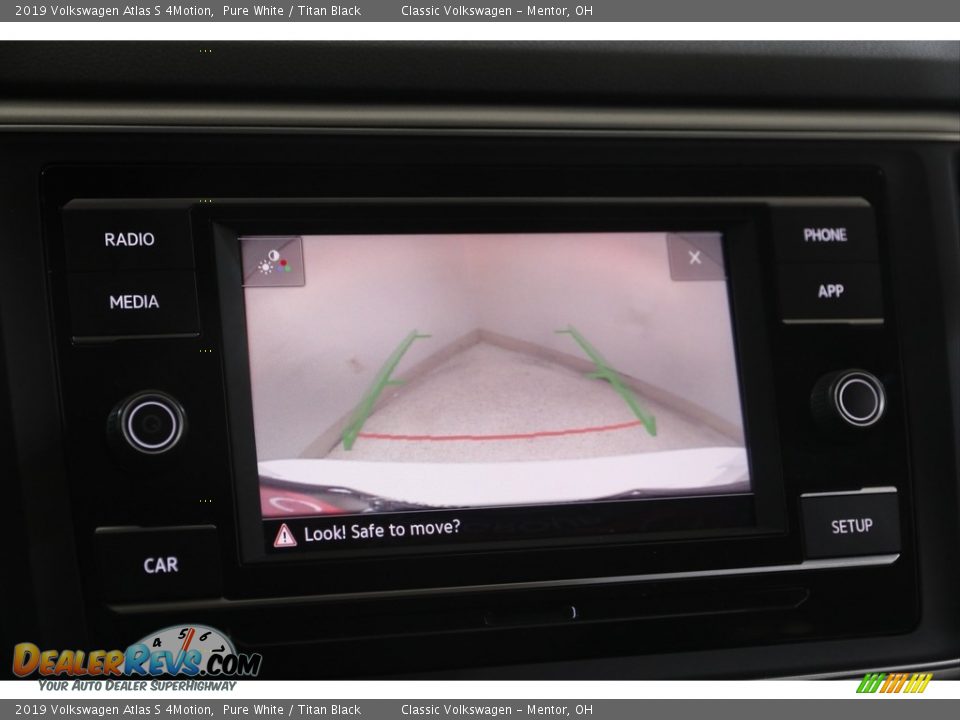 2019 Volkswagen Atlas S 4Motion Pure White / Titan Black Photo #11