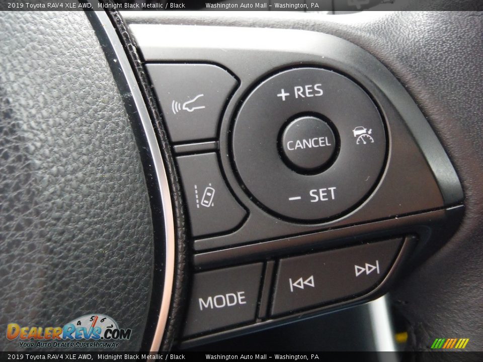 2019 Toyota RAV4 XLE AWD Midnight Black Metallic / Black Photo #11