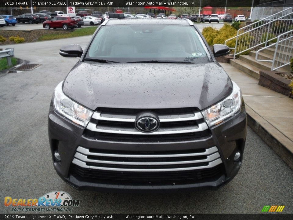 2019 Toyota Highlander XLE AWD Predawn Gray Mica / Ash Photo #11