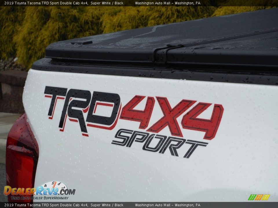 2019 Toyota Tacoma TRD Sport Double Cab 4x4 Super White / Black Photo #13
