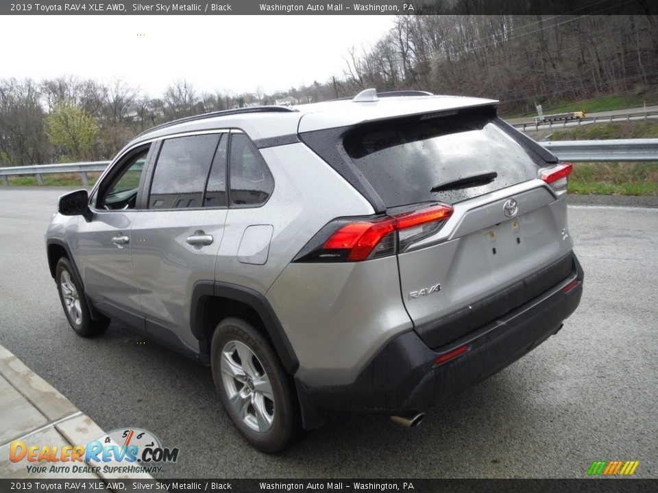 2019 Toyota RAV4 XLE AWD Silver Sky Metallic / Black Photo #18