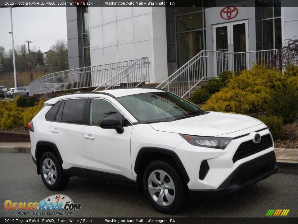 2019 Toyota RAV4 LE AWD Super White / Black Photo #1