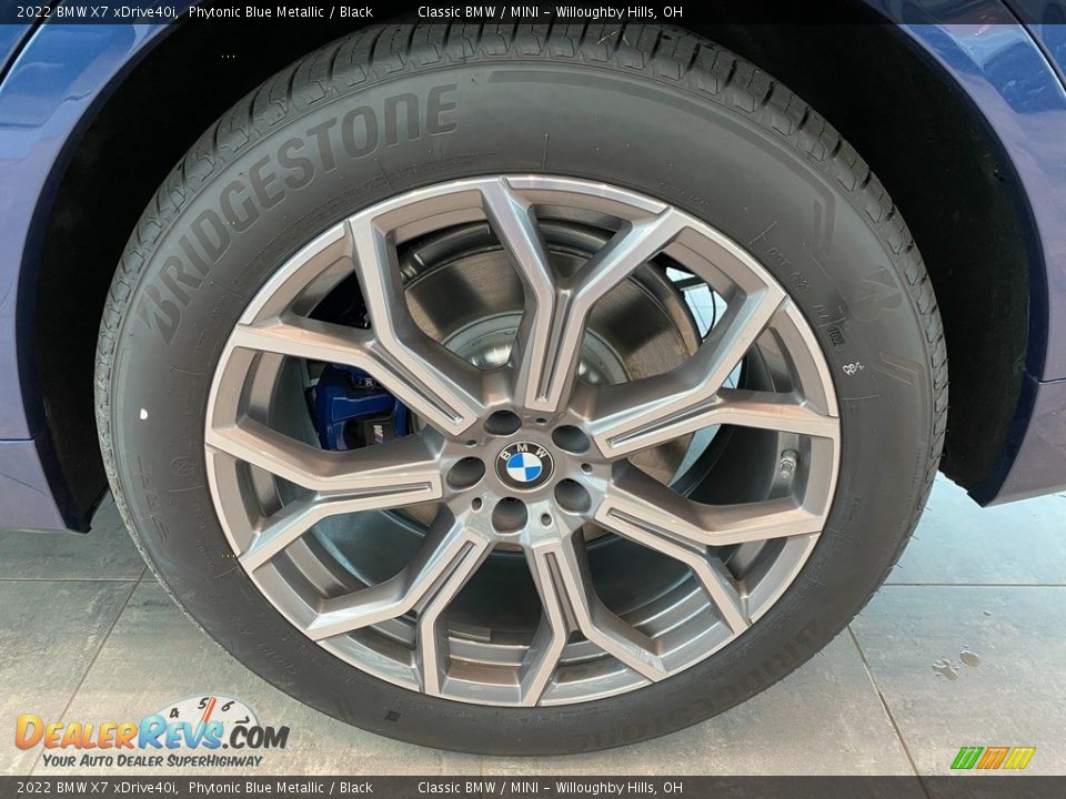 2022 BMW X7 xDrive40i Wheel Photo #3