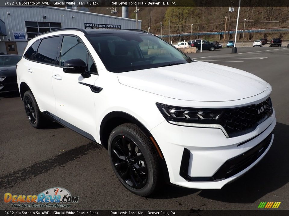 Front 3/4 View of 2022 Kia Sorento SX AWD Photo #2