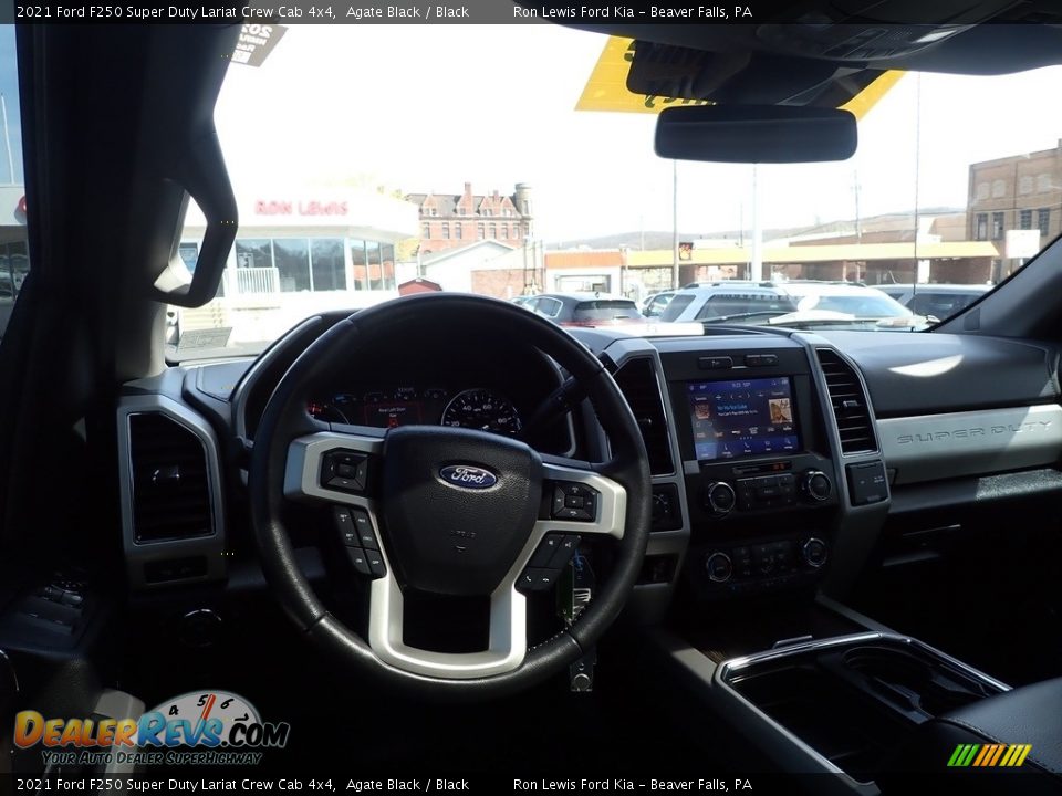 Dashboard of 2021 Ford F250 Super Duty Lariat Crew Cab 4x4 Photo #13
