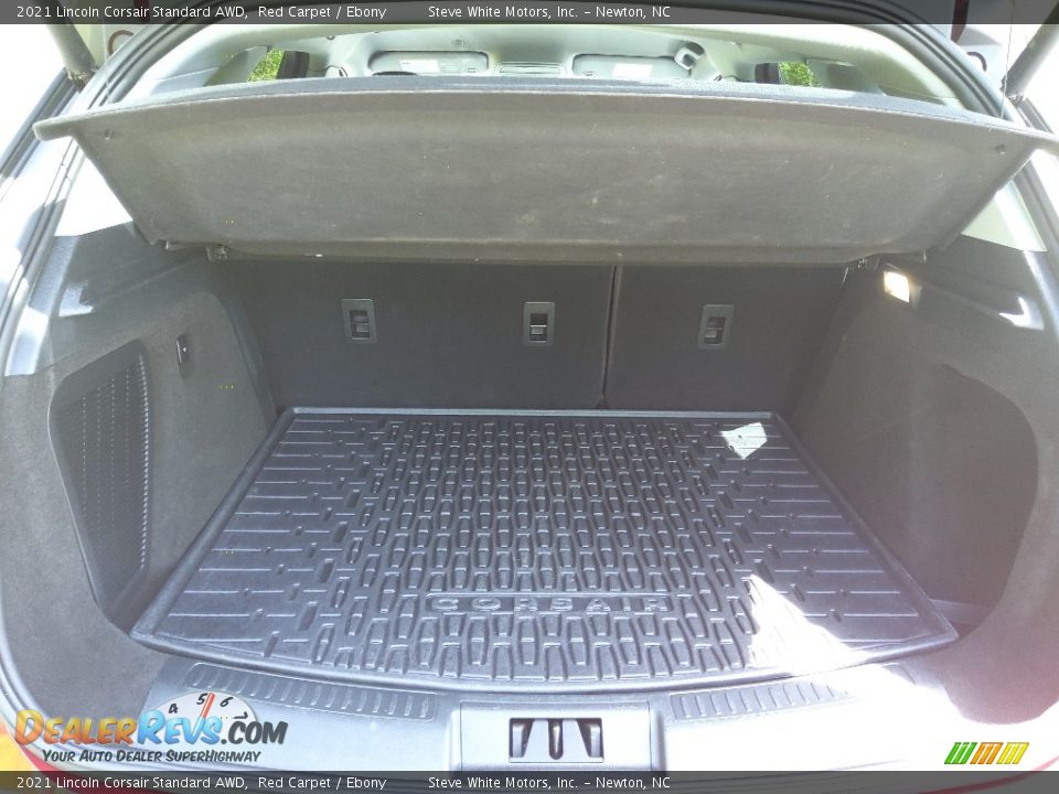 2021 Lincoln Corsair Standard AWD Trunk Photo #16