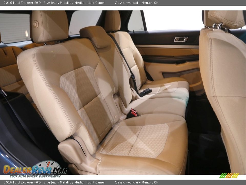 2016 Ford Explorer FWD Blue Jeans Metallic / Medium Light Camel Photo #15