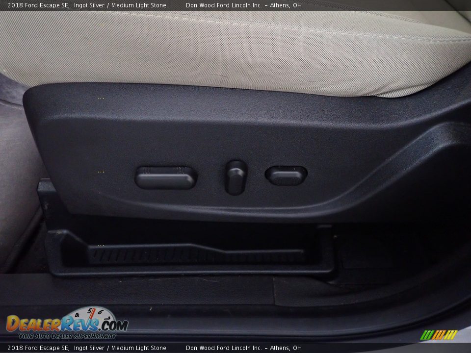 2018 Ford Escape SE Ingot Silver / Medium Light Stone Photo #25