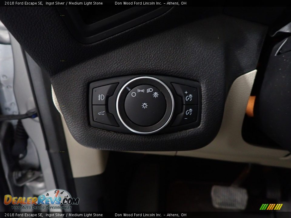 2018 Ford Escape SE Ingot Silver / Medium Light Stone Photo #33
