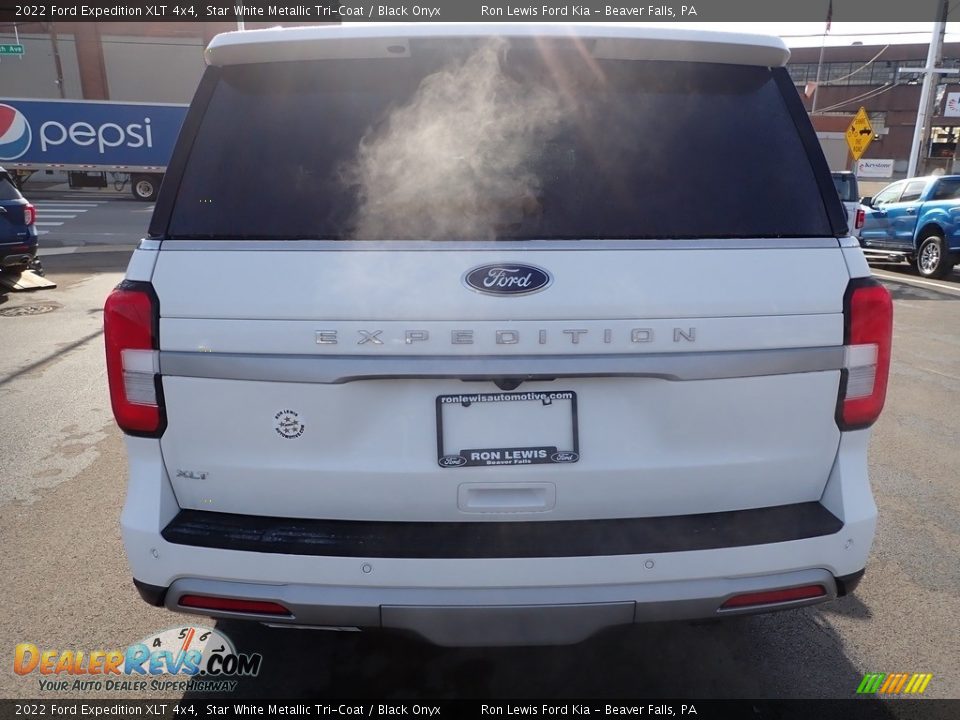 2022 Ford Expedition XLT 4x4 Star White Metallic Tri-Coat / Black Onyx Photo #7