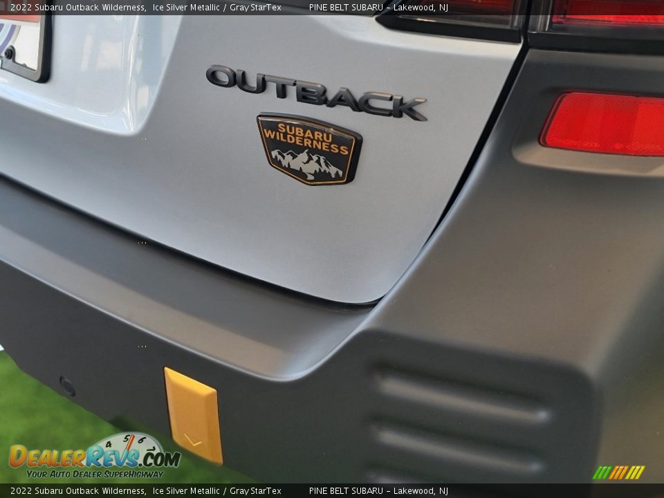 2022 Subaru Outback Wilderness Ice Silver Metallic / Gray StarTex Photo #9