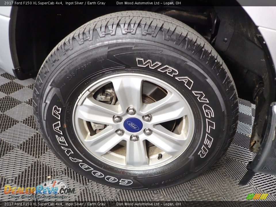 2017 Ford F150 XL SuperCab 4x4 Ingot Silver / Earth Gray Photo #32