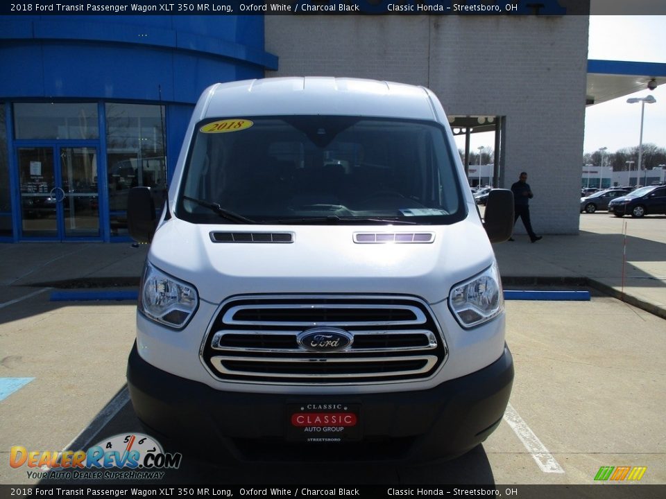 2018 Ford Transit Passenger Wagon XLT 350 MR Long Oxford White / Charcoal Black Photo #2