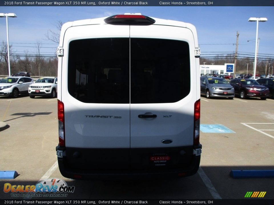 2018 Ford Transit Passenger Wagon XLT 350 MR Long Oxford White / Charcoal Black Photo #8