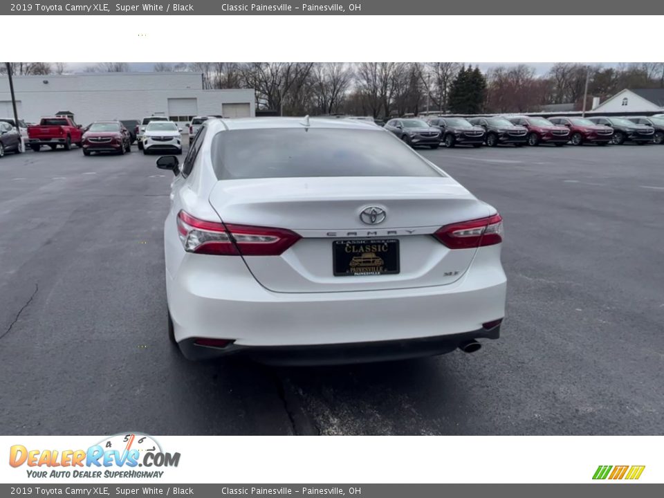 2019 Toyota Camry XLE Super White / Black Photo #7