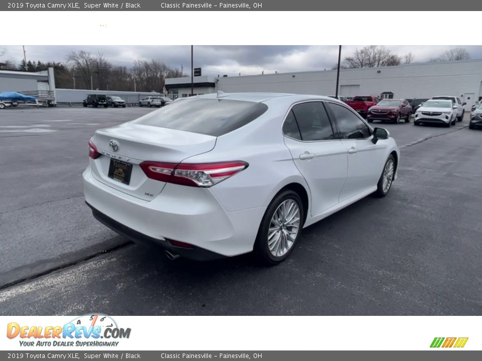 2019 Toyota Camry XLE Super White / Black Photo #8