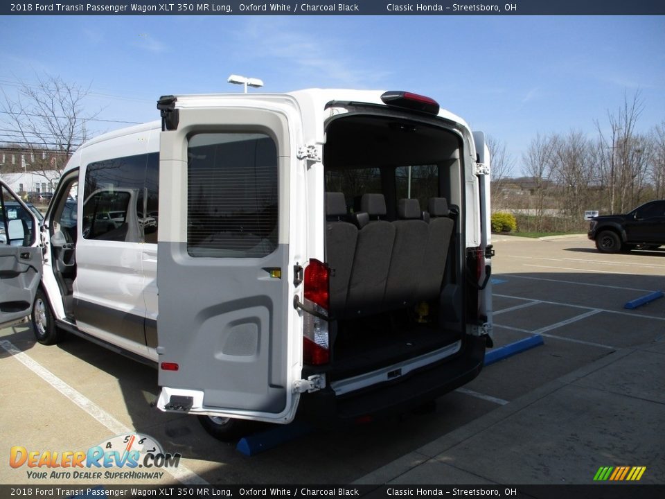 2018 Ford Transit Passenger Wagon XLT 350 MR Long Oxford White / Charcoal Black Photo #25