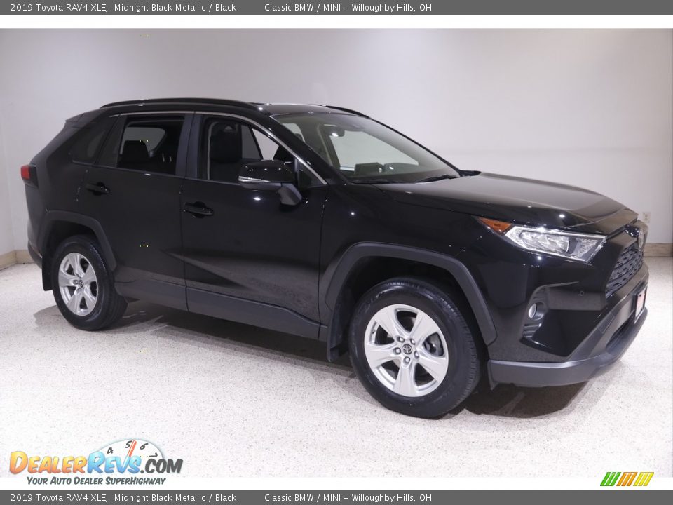 2019 Toyota RAV4 XLE Midnight Black Metallic / Black Photo #1