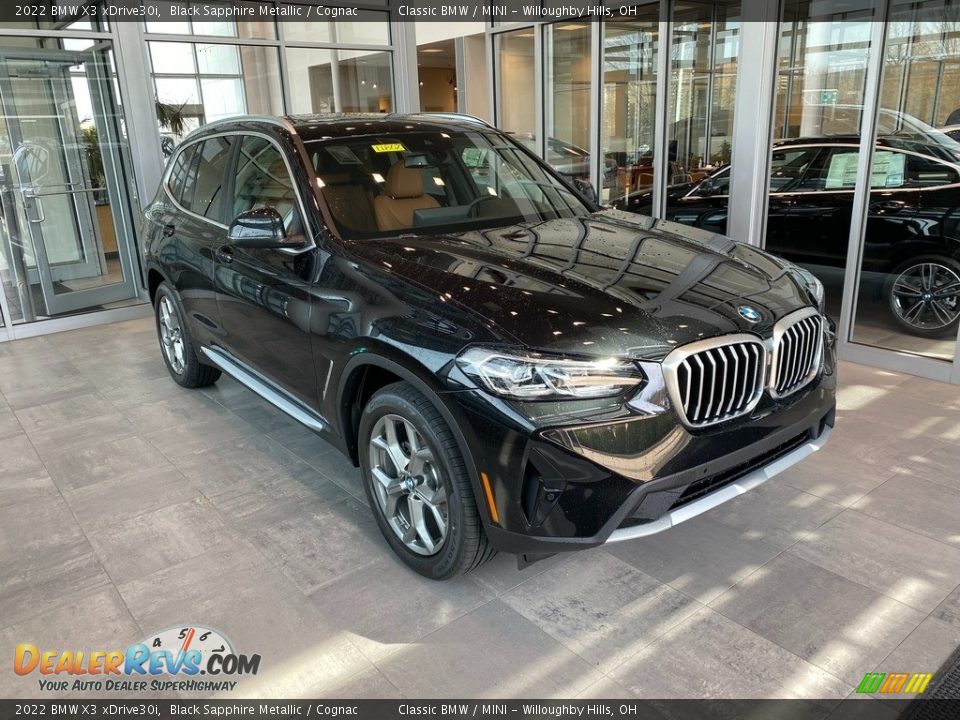 Front 3/4 View of 2022 BMW X3 xDrive30i Photo #1