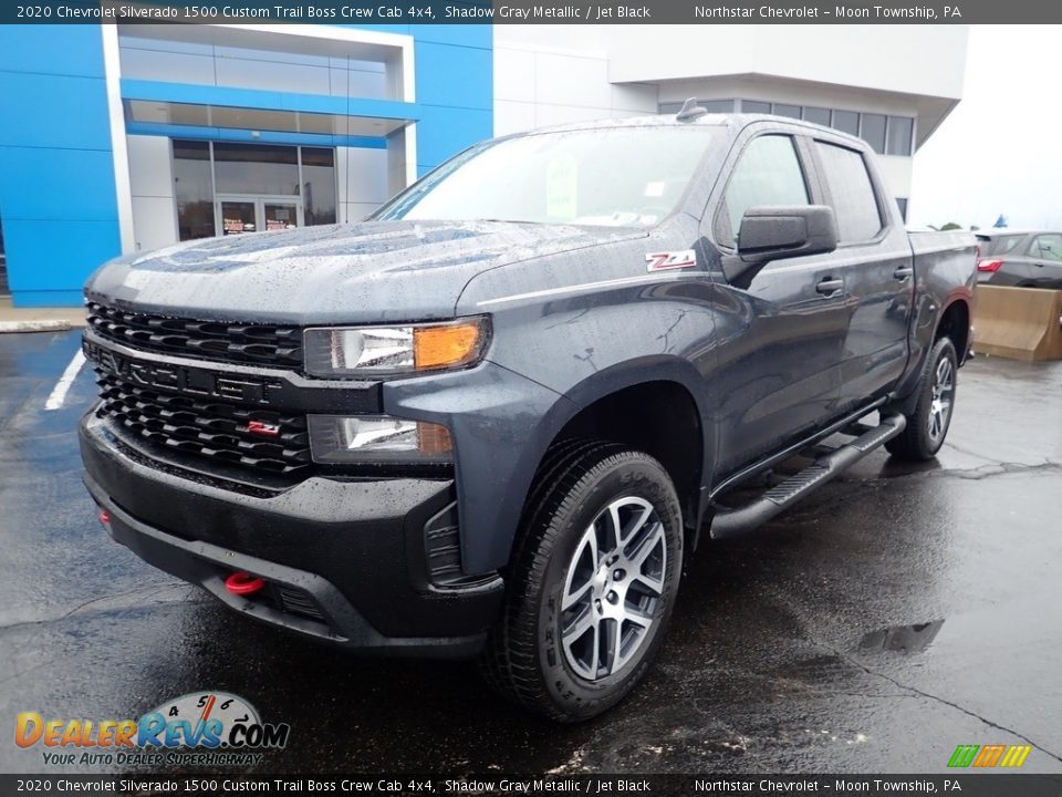 2020 Chevrolet Silverado 1500 Custom Trail Boss Crew Cab 4x4 Shadow Gray Metallic / Jet Black Photo #2