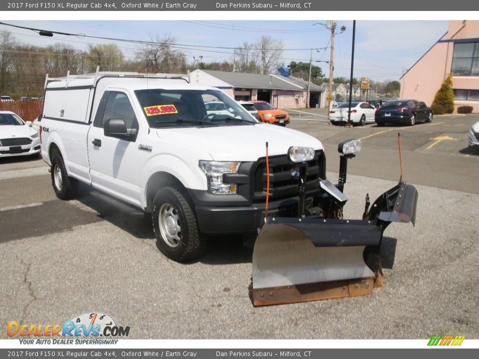 2017 Ford F150 XL Regular Cab 4x4 Oxford White / Earth Gray Photo #3