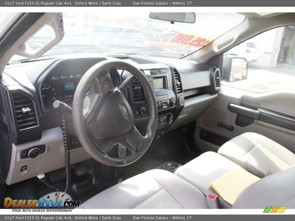 2017 Ford F150 XL Regular Cab 4x4 Oxford White / Earth Gray Photo #10