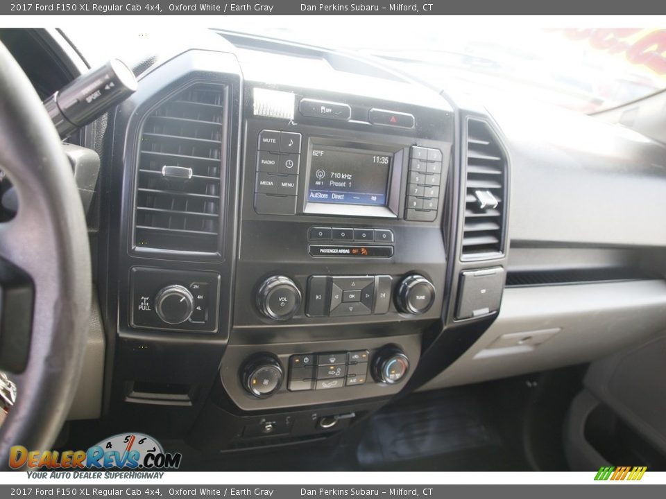 2017 Ford F150 XL Regular Cab 4x4 Oxford White / Earth Gray Photo #17