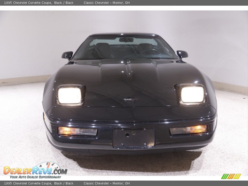 1995 Chevrolet Corvette Coupe Black / Black Photo #3