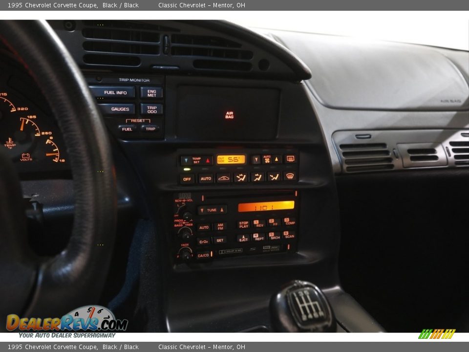 1995 Chevrolet Corvette Coupe Black / Black Photo #10