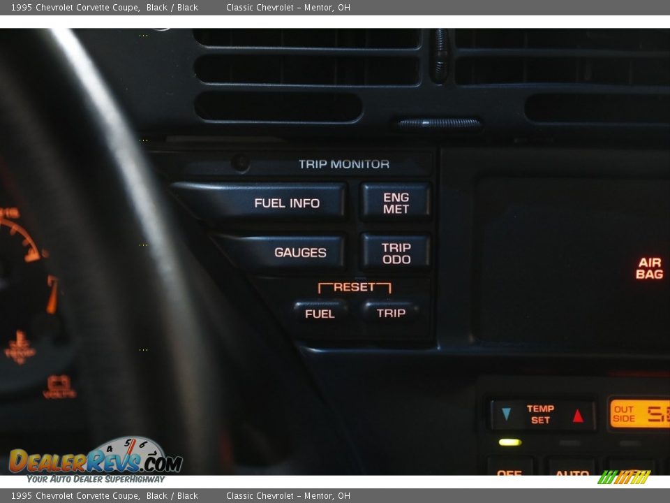 1995 Chevrolet Corvette Coupe Black / Black Photo #11
