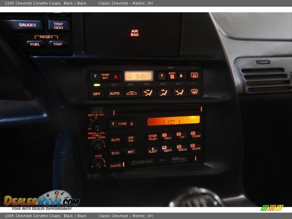 1995 Chevrolet Corvette Coupe Black / Black Photo #12