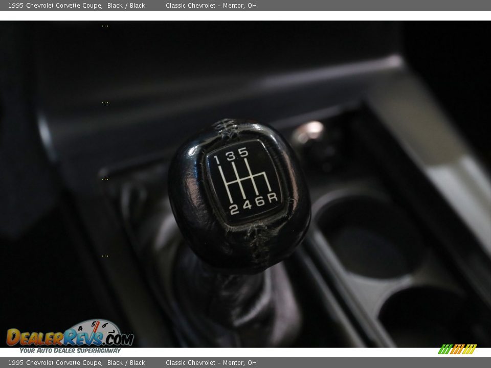 1995 Chevrolet Corvette Coupe Shifter Photo #14