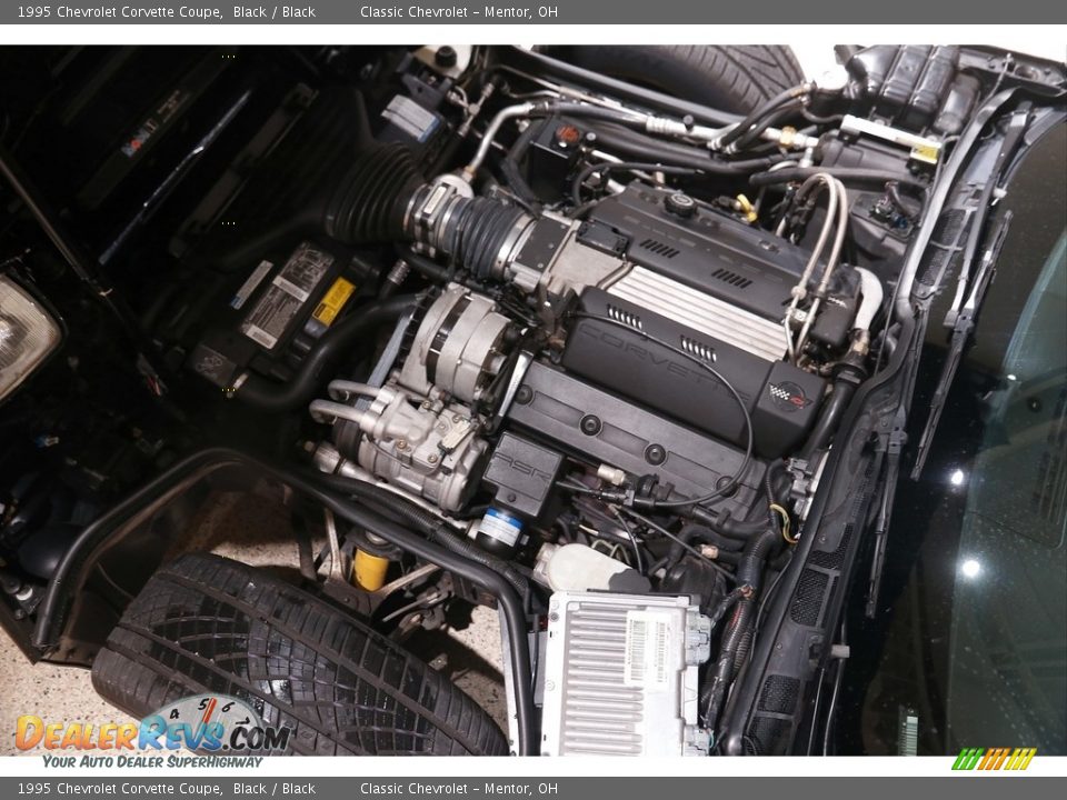 1995 Chevrolet Corvette Coupe 5.7 Liter OHV 16-Valve LT1 V8 Engine Photo #18