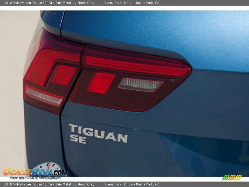 2018 Volkswagen Tiguan SE Logo Photo #10