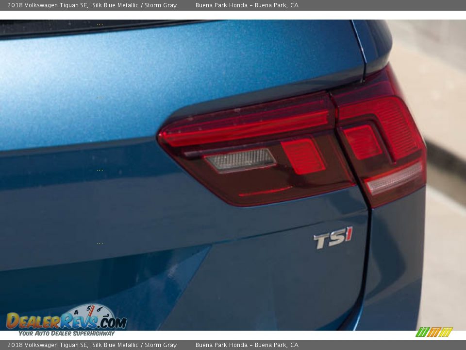 2018 Volkswagen Tiguan SE Logo Photo #11