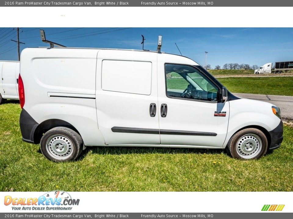 2016 Ram ProMaster City Tradesman Cargo Van Bright White / Black Photo #3