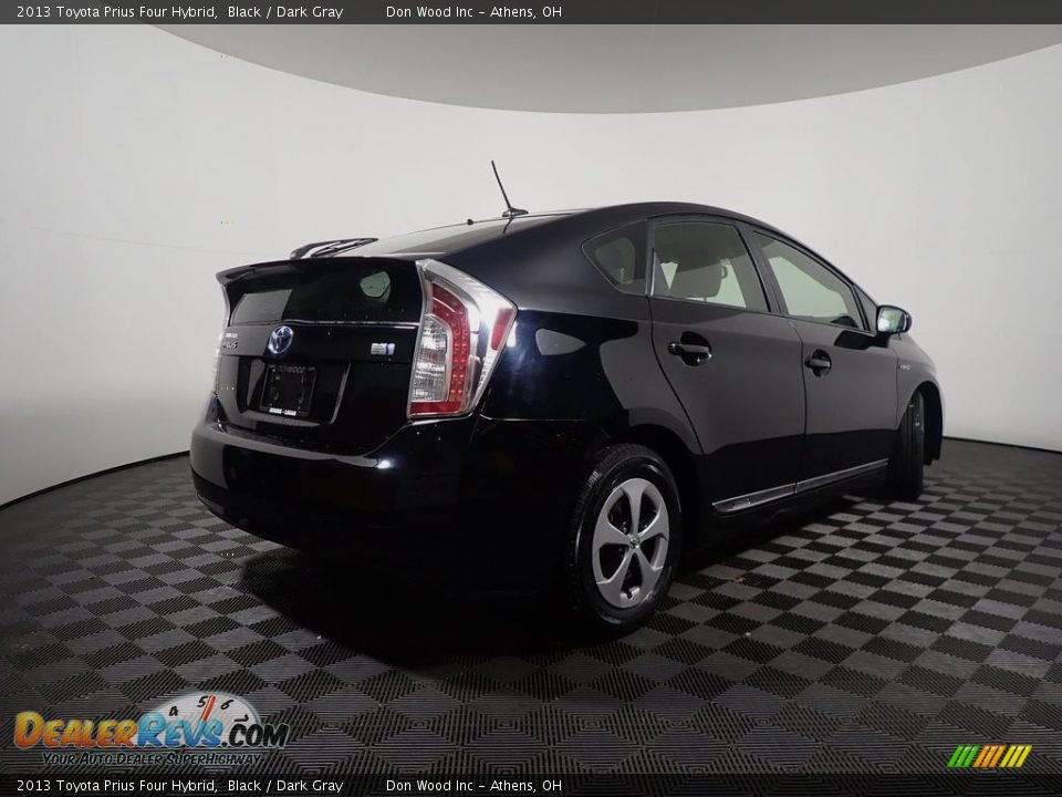 2013 Toyota Prius Four Hybrid Black / Dark Gray Photo #17