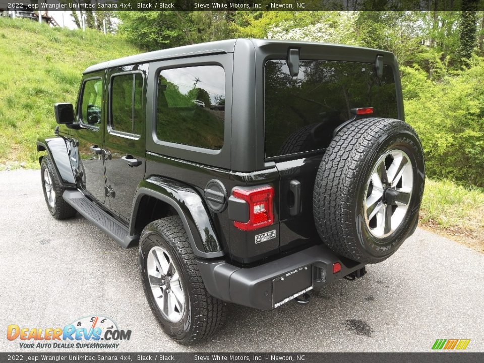 2022 Jeep Wrangler Unlimited Sahara 4x4 Black / Black Photo #8