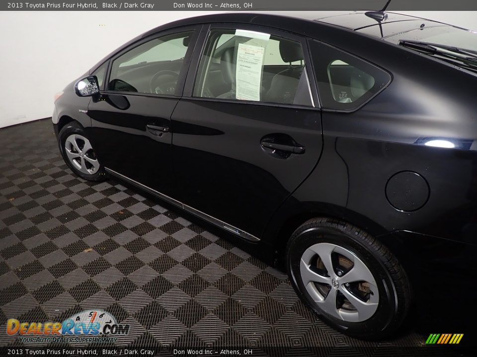 2013 Toyota Prius Four Hybrid Black / Dark Gray Photo #19