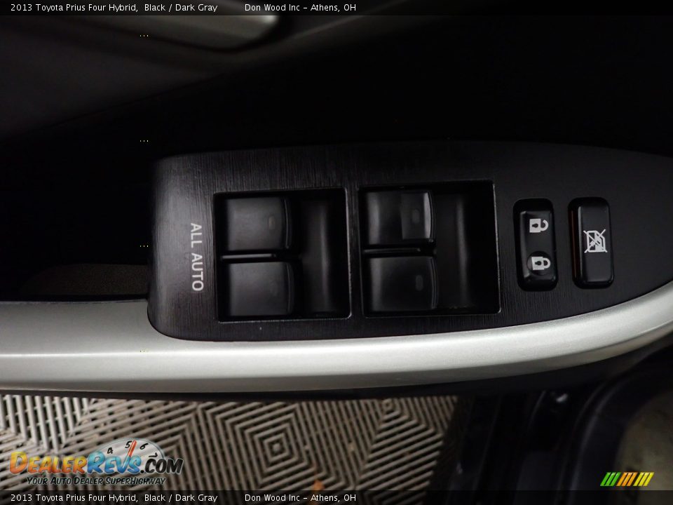 2013 Toyota Prius Four Hybrid Black / Dark Gray Photo #22